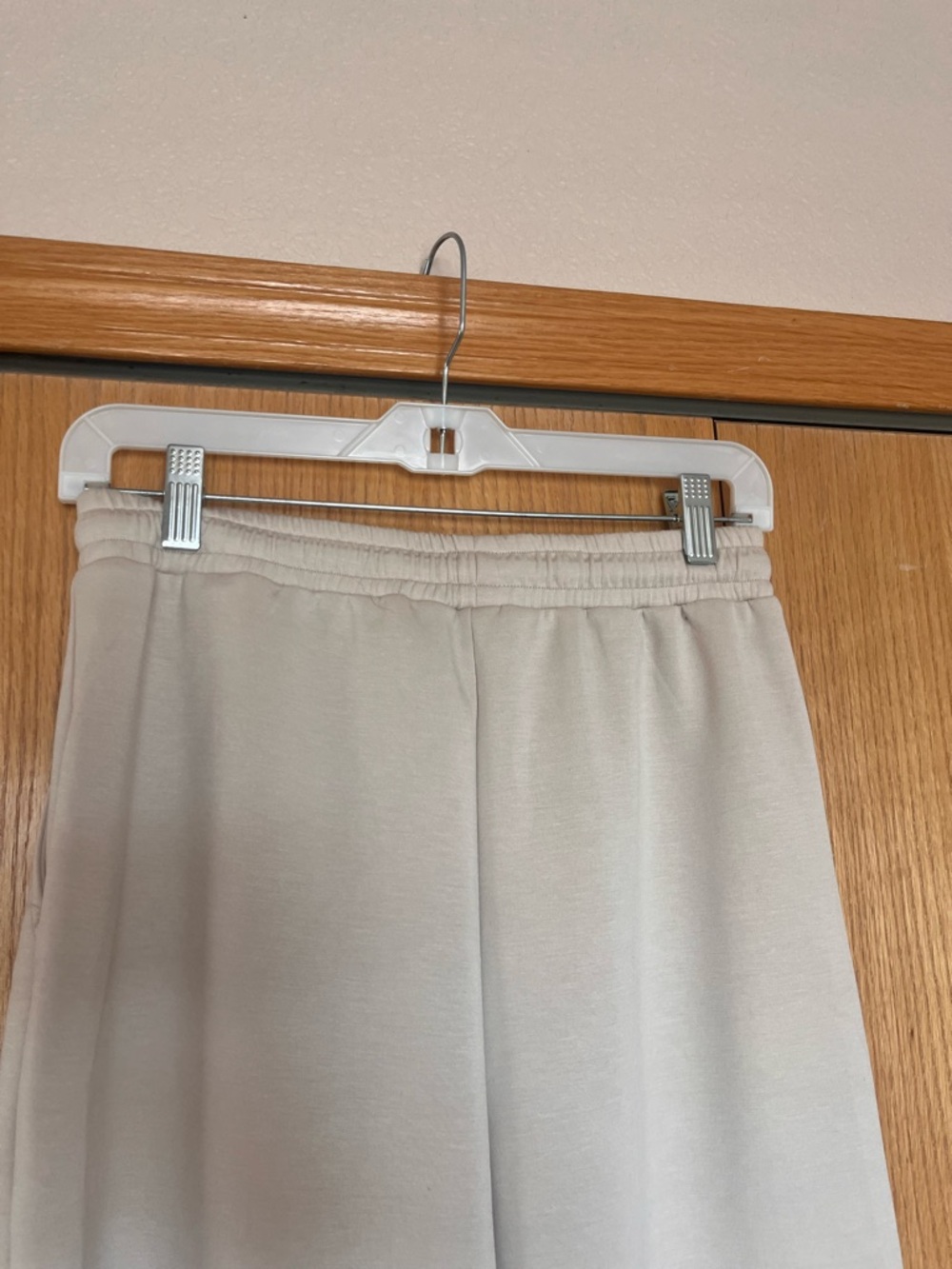 Women's 2-Piece Lounge Set - Cream Wide-Leg Pants - Picture 9 of 10